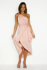 Holding On Midi Dress Apricot
